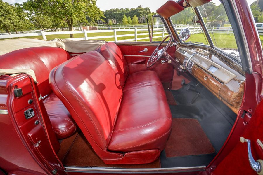  Ford V8 Super Deluxe Convertible Coupe 1941 года  (фото 4 из 16)